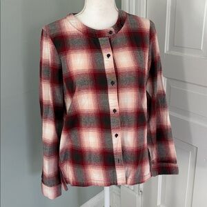 Pendleton Flannel Women’s Shirt medium Red And White Plaid holiday‎ cotton
